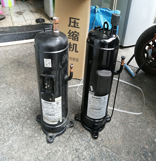 托克托中央空调压缩机的更换维修